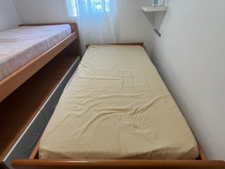 Cama nido de madera.