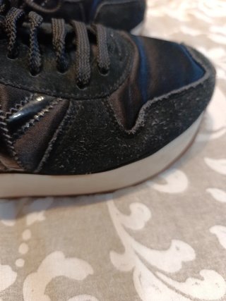Bamba Zapatillas Negras/ ante