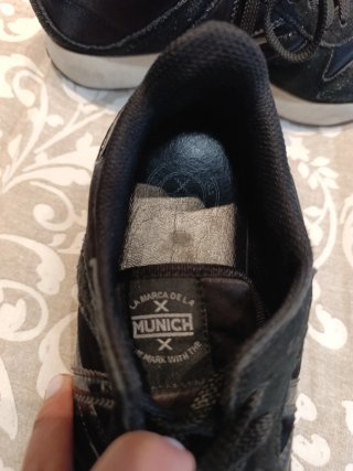 Bamba Zapatillas Negras/ ante