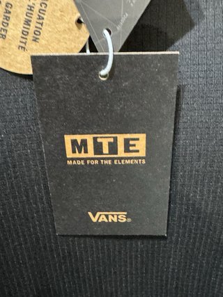 Camiseta Térmica Vans Negra Talla M
