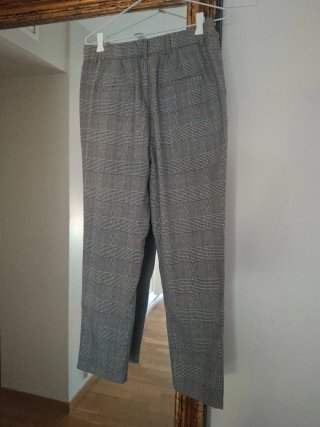 Pantalón cuadros mujer gris