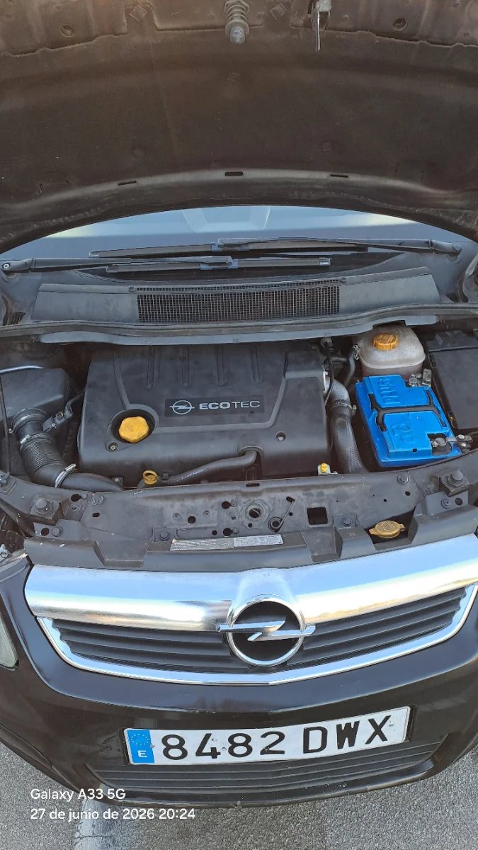 Opel Zafira 2006 - foto 1