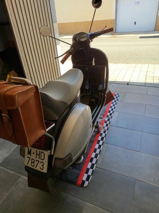 Vespa px200 iris restaurada
