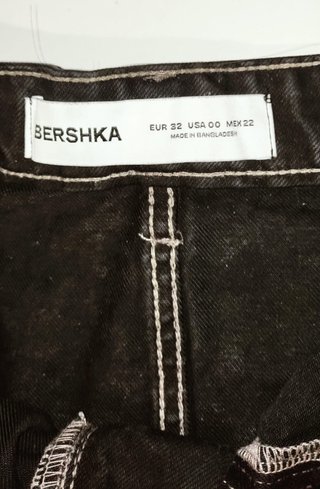 Minifalda Cargo Denim Wash Negra Cinturón