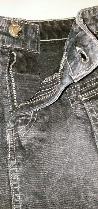 Minifalda Cargo Denim Wash Negra Cinturón