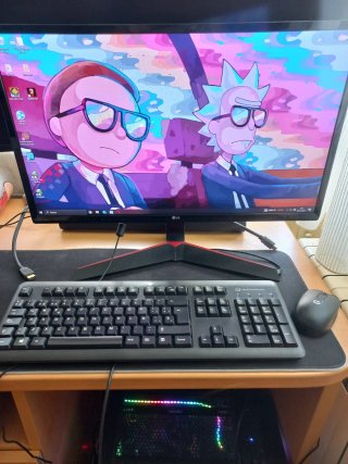 PC Gaming con Teclado, Ratón y Monitor