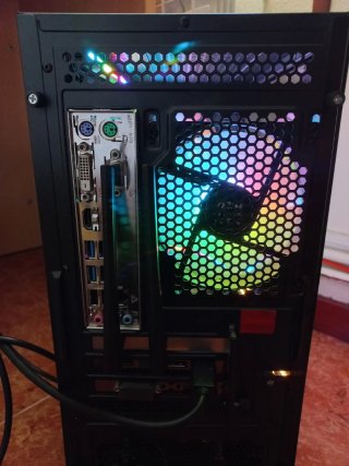 PC Gaming con Teclado, Ratón y Monitor
