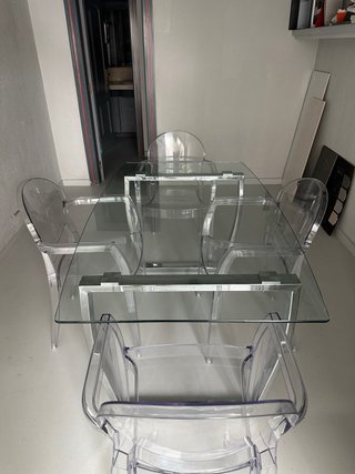 Mesa cristal templado + 4 sillas transparentes