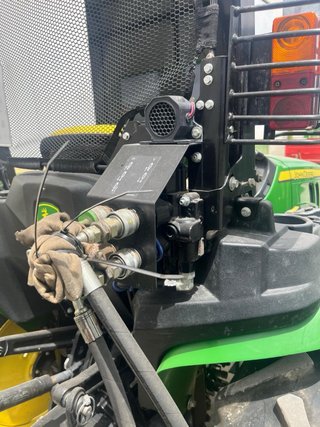 Tractor John Deere 3038E 2019