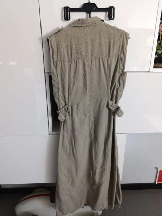 Vestido verde militar con bolsillos talla M Zara