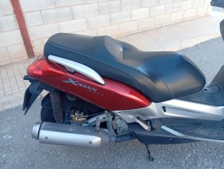 Yamaha Xmax 250