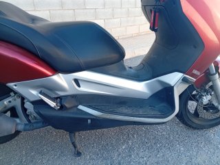 Yamaha Xmax 250