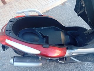 Yamaha Xmax 250