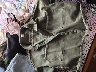 Chaqueta tejana bordada Limited Edition