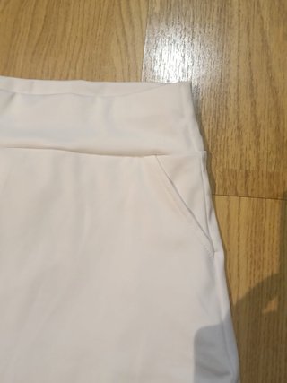 Falda pantalón deportiva blanca