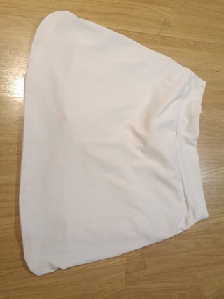 Falda pantalón deportiva blanca