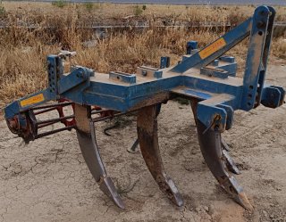 Subsolador 5 brazos con rodillo
