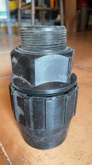 Lote de piezas de fontanería
