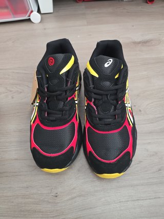 Zapatillas Asics naruto