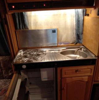Caravana Knaus 750 kg