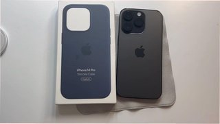 Funda Silicona iPhone 14 Pro MagSafe