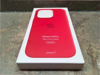 Funda iPhone 14 Pro Silicona MagSafe Roja