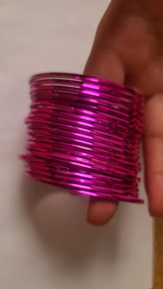 Pulseras estilo pakistaní doradas y rosas