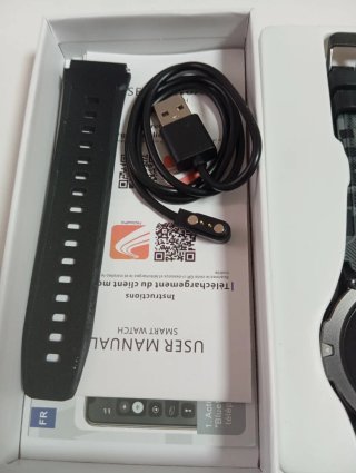 Reloj Inteligente Negro y Plateado nuevo