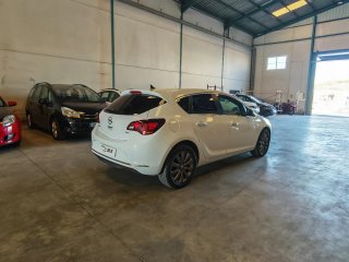 Opel Astra 2 años de garantía
