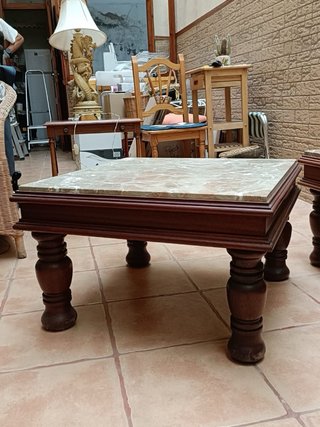 Conjunto dos mesas de centro con su espejo, marmol