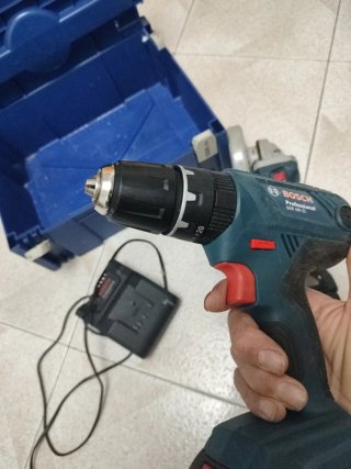 Conjunto Bosch Taladro y Radial 18V