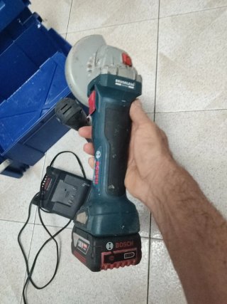 Conjunto Bosch Taladro y Radial 18V