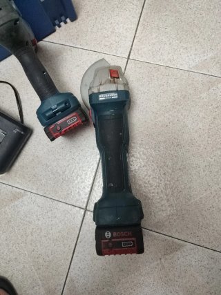 Conjunto Bosch Taladro y Radial 18V