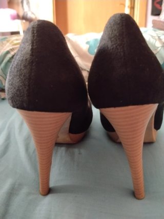 Zapatos de tacón alto y plataforma negros
