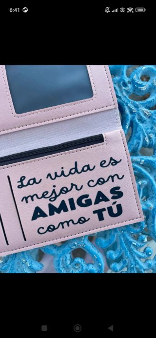 Cartera de mujer rosa con corazón