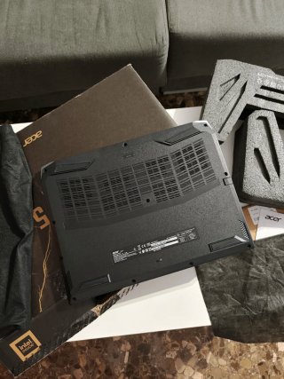 Portátil Gaming Acer Nitro 5 i5 16GB DDR5 RTX 4060
