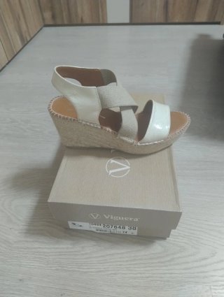 Sandalias Cuña Piel, talla 38