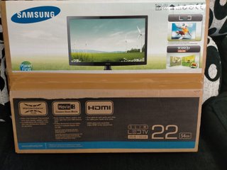 TV Samsung Full HD LED 22" Negra