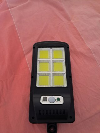 Lampione Solare LED con Sensore