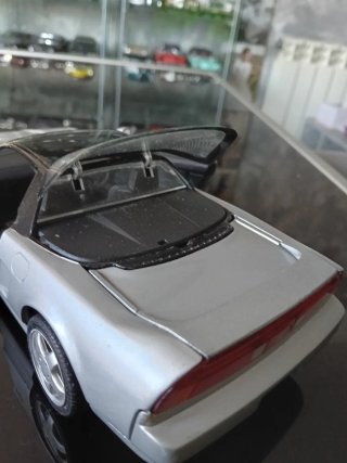 Kyosho 1/18 Honda NSX