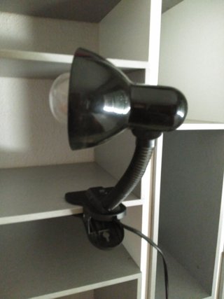 Lámpara flexo pinza