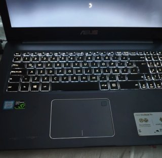 Portátil ASUS i7 GTX 1050 4GB