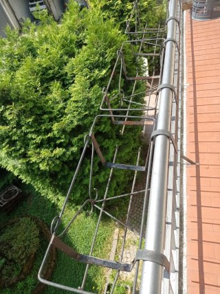 Portafiori da balcone .