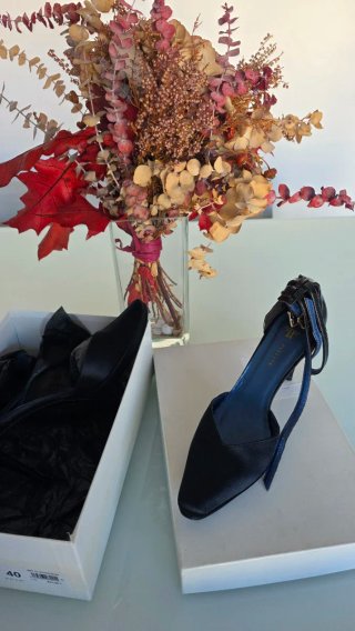 Zapatos de fiesta Farrutx sin estrenar T.40