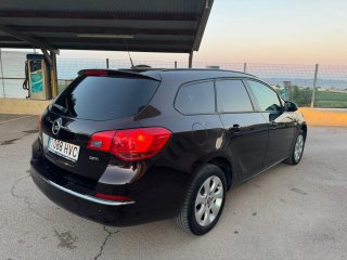 Opel Astra 2014