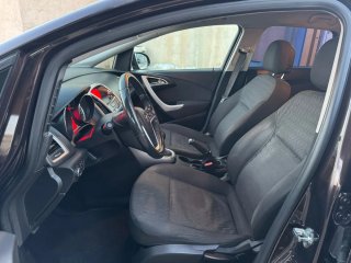 Opel Astra 2014