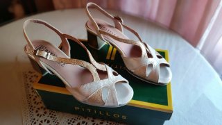 Sandalias de vestir de tacón ancho Pitillos