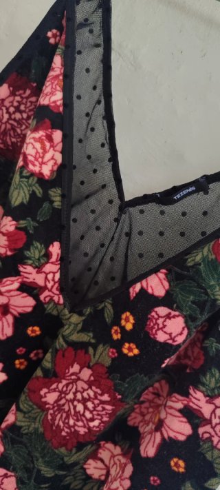 Tezenis Top floral talla 36 S