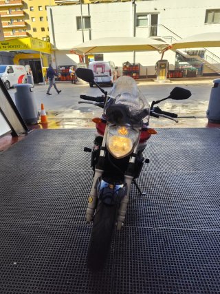 Yamaha FZ6 Naked Roja 98cv