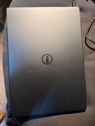 Portátil Dell Vostro 5490 i5-10210U